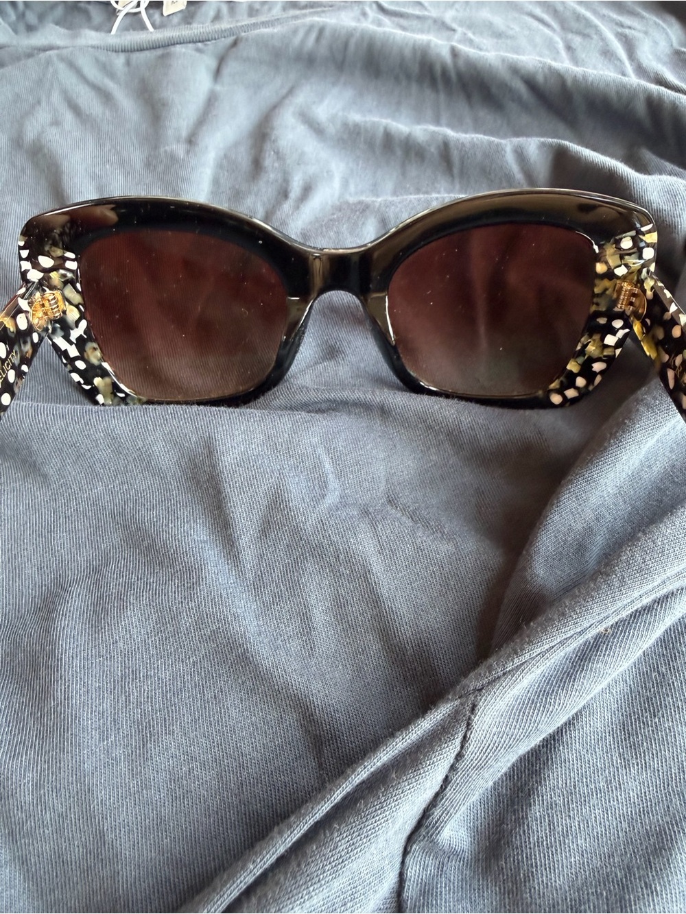 Krewe Felicity oversized black acetate sunglasses - slightly scratched lens - Picture 5 of 13